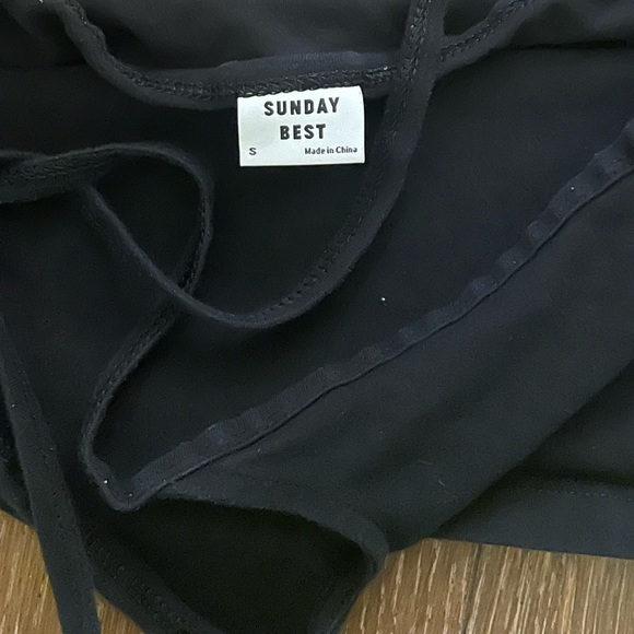 Sunday best black haltertop - Picture 2 of 3